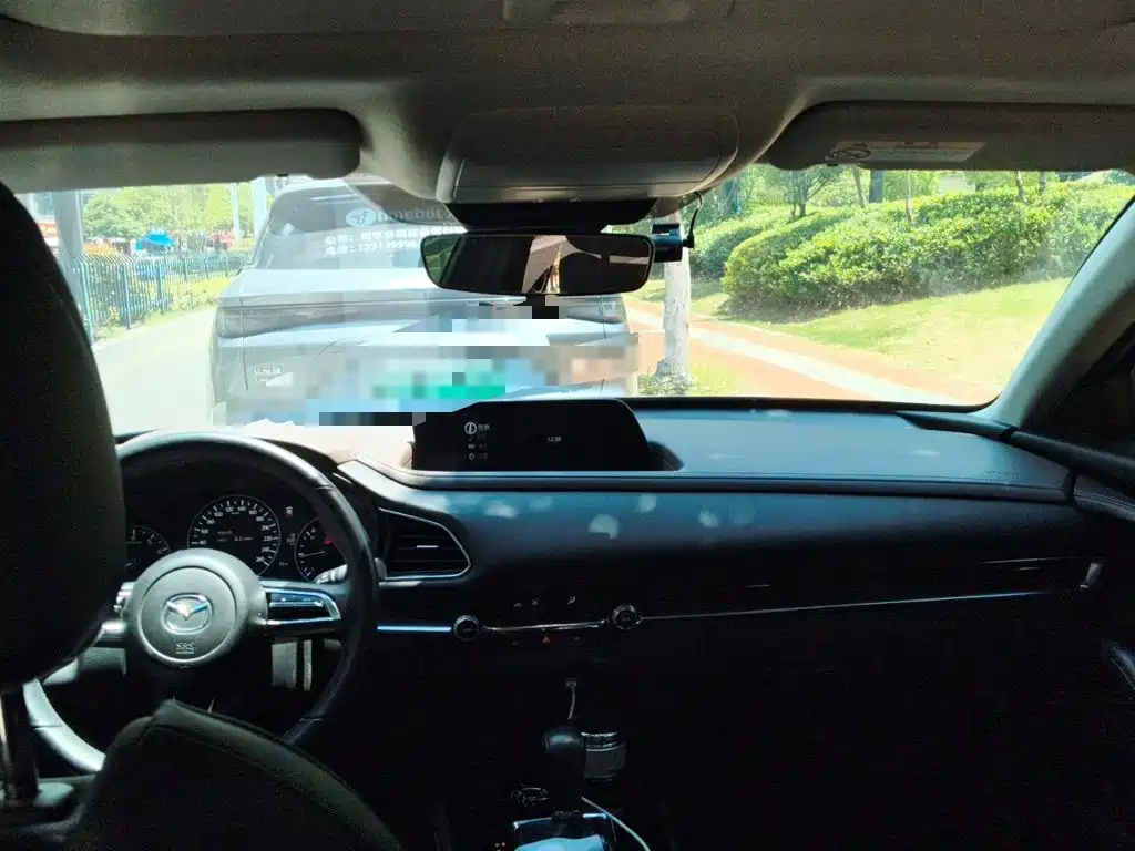 Mazda CX-30 — миниатюра 9