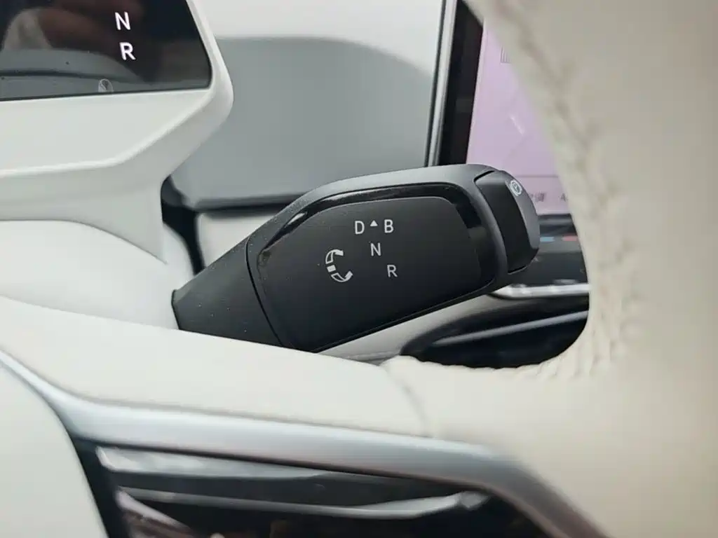 Volkswagen ID.3 — миниатюра 19