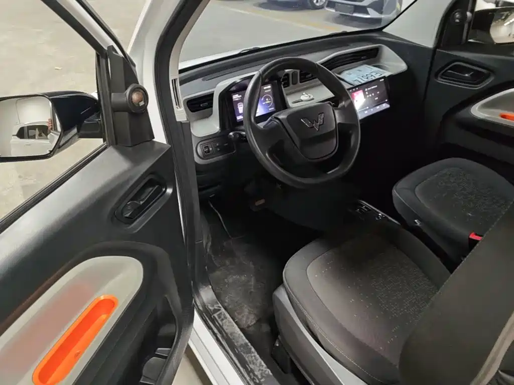 Wuling MINIEV — миниатюра 16