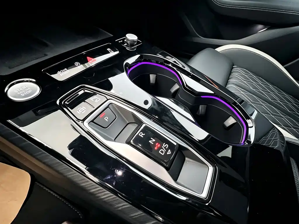 Audi Audi A5L — миниатюра 18