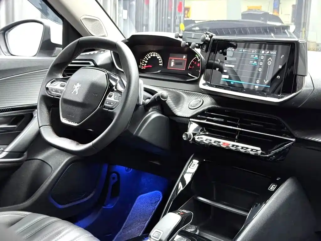 Peugeot 2008 - фото 10