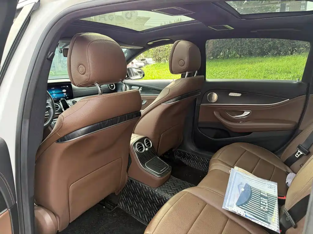 Mercedes-Benz E-Class New Energy — миниатюра 11