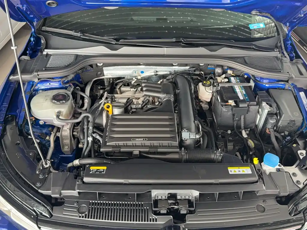 Volkswagen Golf — миниатюра 13