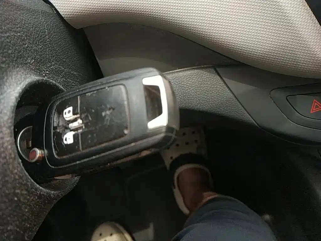 Chevrolet Sail 2015 3 1.5L MT