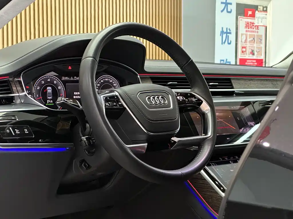 Audi A8 — миниатюра 9