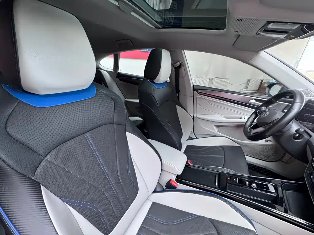 Volkswagen Lamando — миниатюра 15