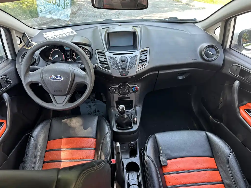 Ford Fiesta — миниатюра 8