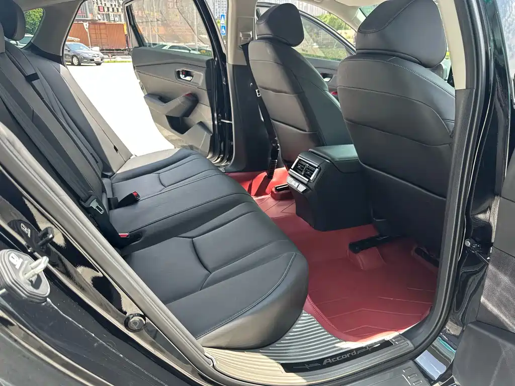 Honda Accord — миниатюра 10