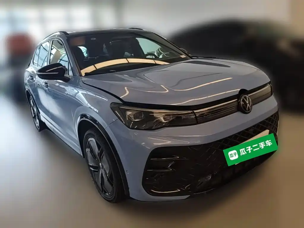 Volkswagen Tiguan L — миниатюра 7