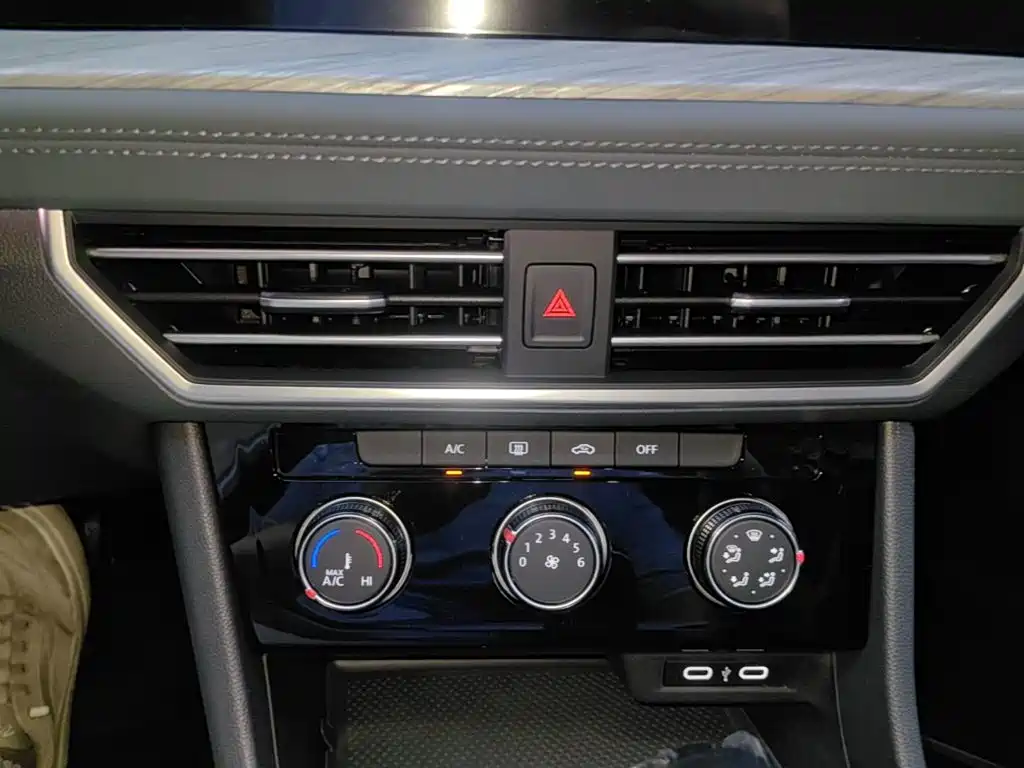 Volkswagen Sagitar — миниатюра 13