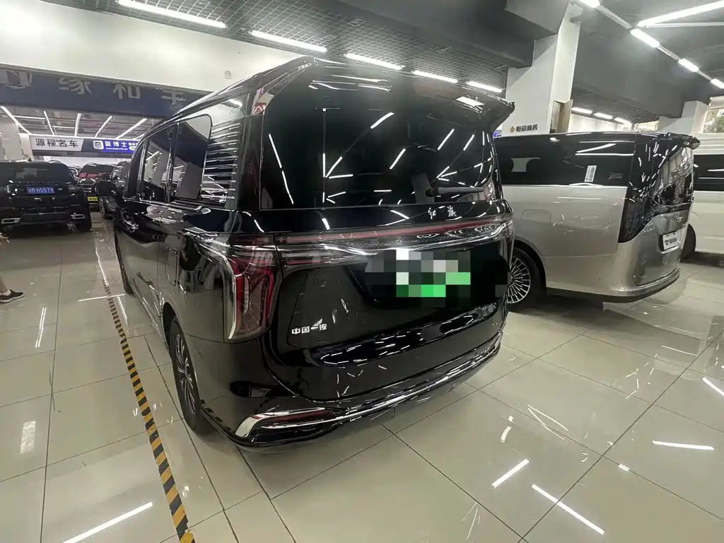 Hongqi Hongqi HQ9 PHEV — миниатюра 4
