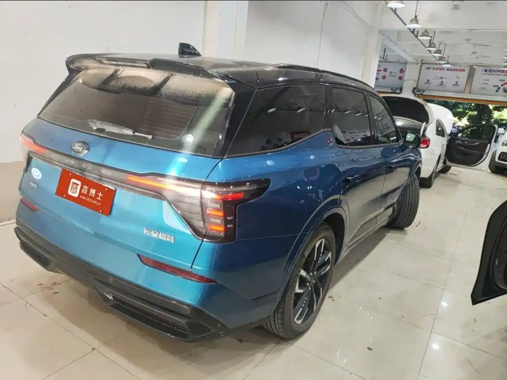 Ford Edge — миниатюра 2