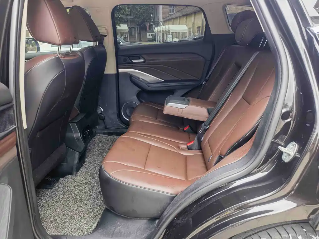 Wey Wey VV6 — миниатюра 11