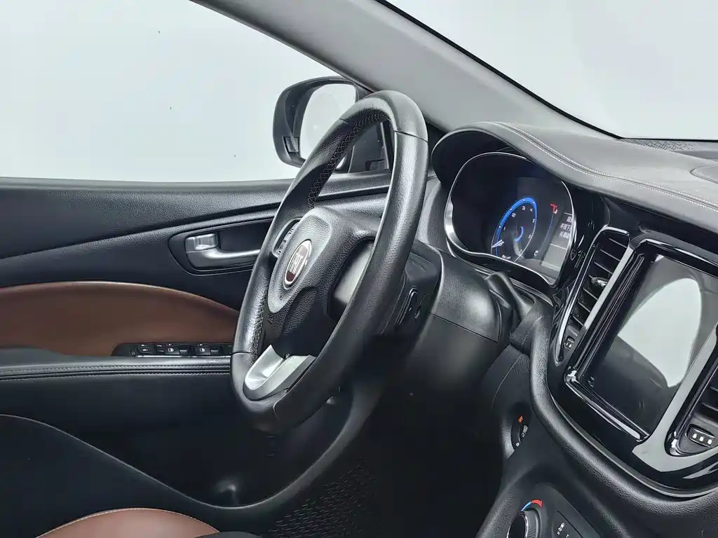 Fiat Viaggio — миниатюра 22