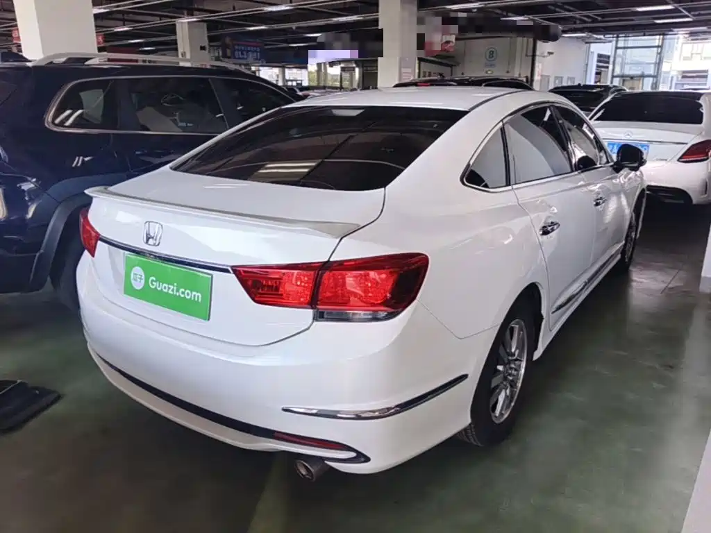 Honda Spirior — миниатюра 7