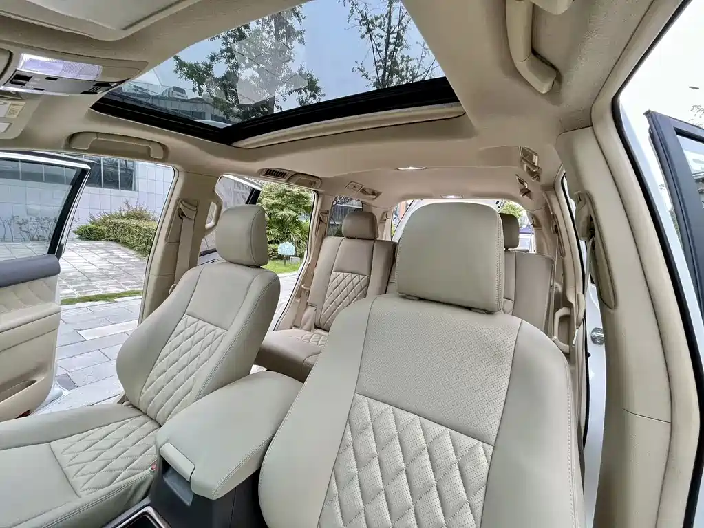 Toyota Prado (Import) — миниатюра 8