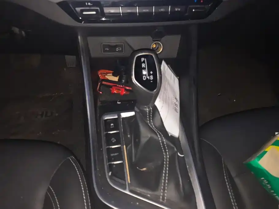 Geely Vision X3 — миниатюра 16
