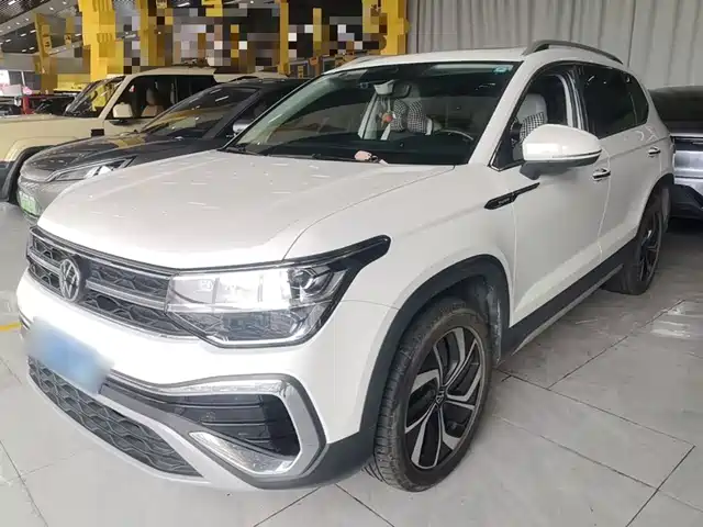 Volkswagen Tharu