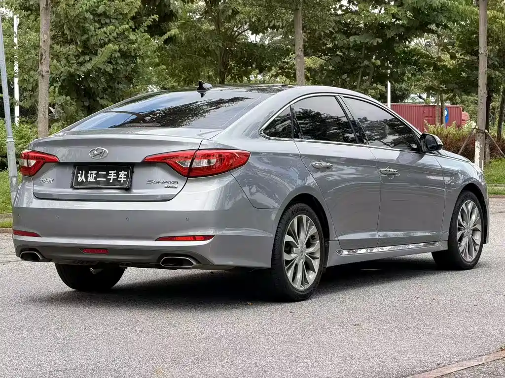Hyundai Sonata — миниатюра 3