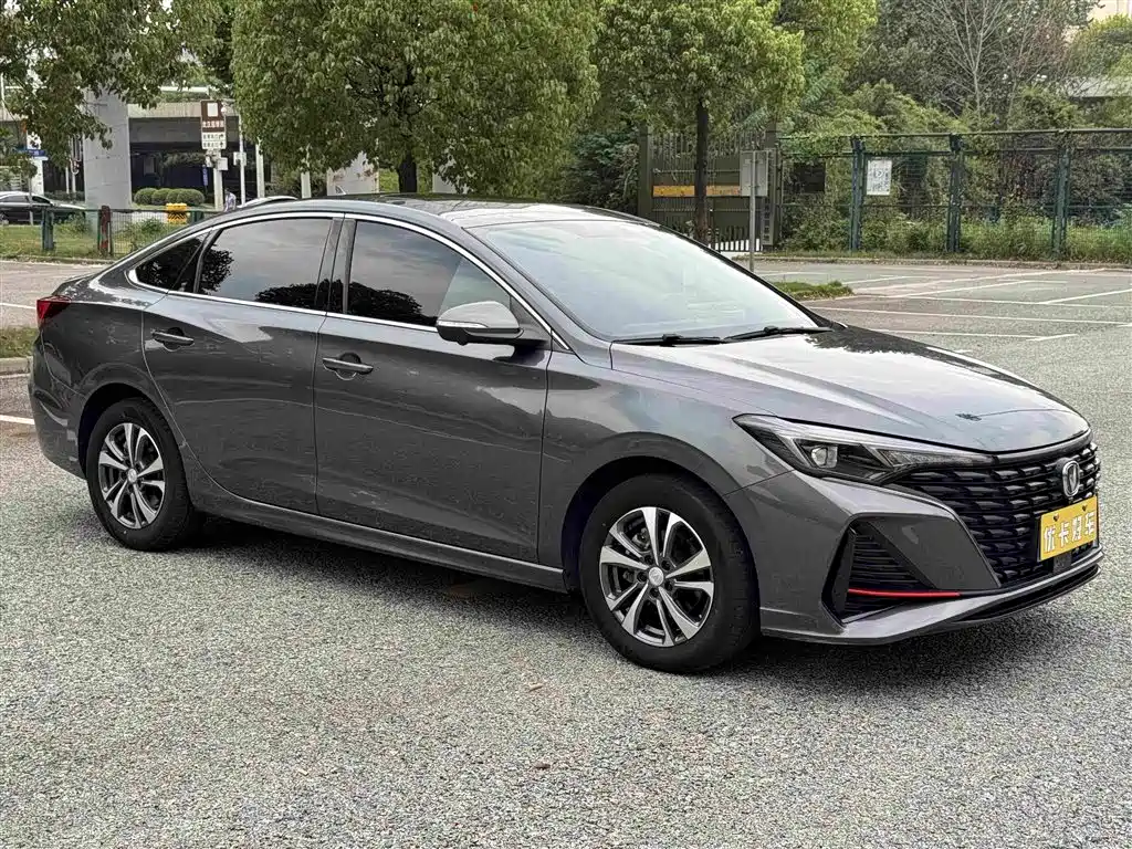 Changan Eado — миниатюра 4