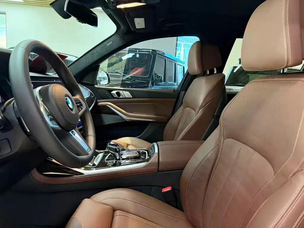 BMW X7 — миниатюра 15
