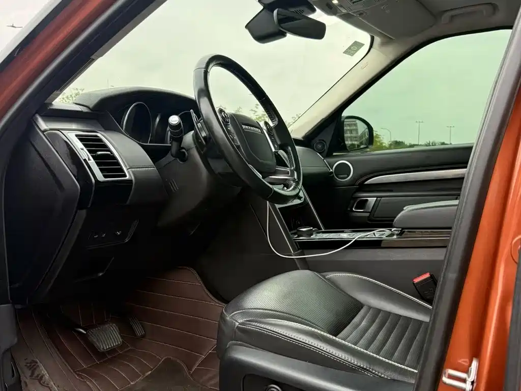 Land Rover Discovery — миниатюра 4