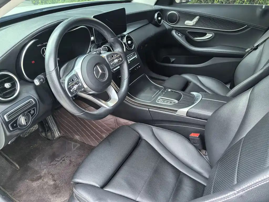 Mercedes-Benz C-Class — миниатюра 6