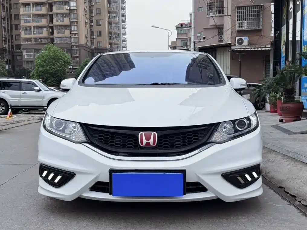 Honda Jade — миниатюра 2