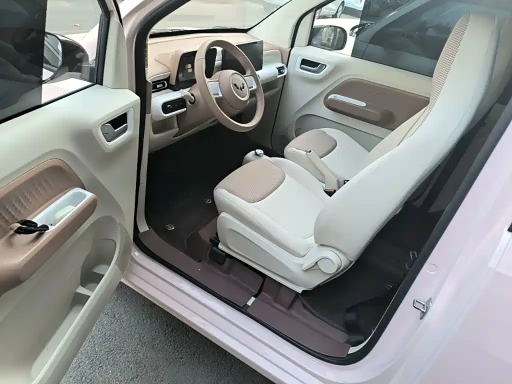Wuling MINIEV — миниатюра 16