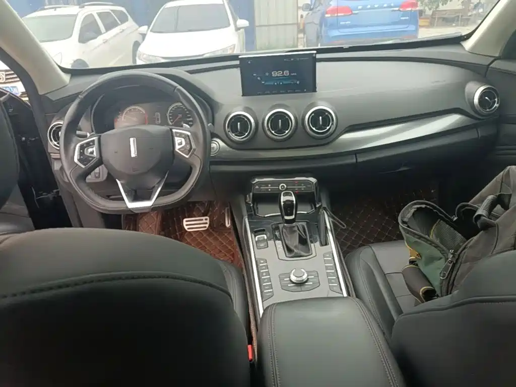 Wey Wey VV7 — миниатюра 10