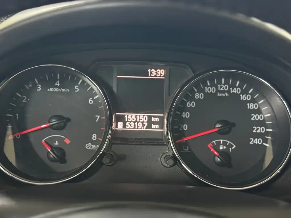 Nissan Qashqai — миниатюра 9