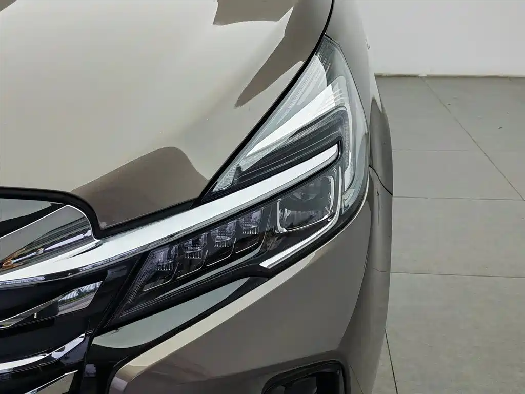 Buick GL8 2023 652T Luxury