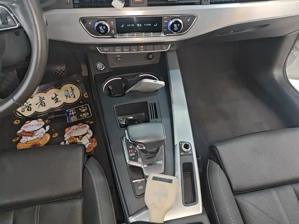 Audi A4L — миниатюра 14