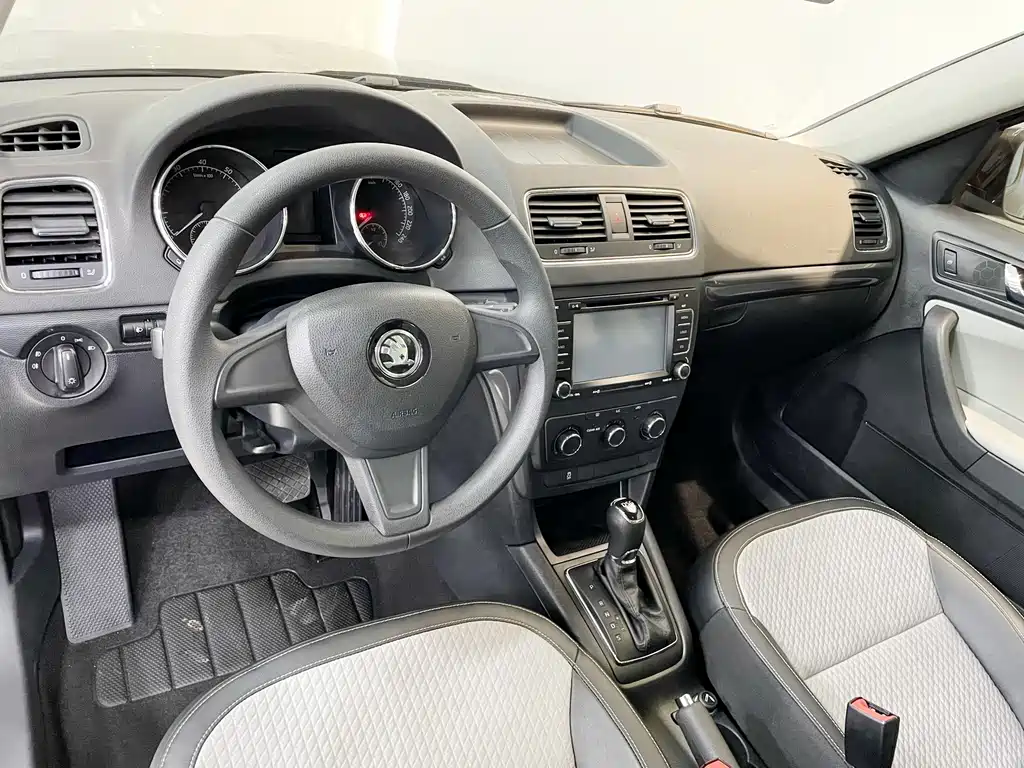 Skoda Yeti — миниатюра 16
