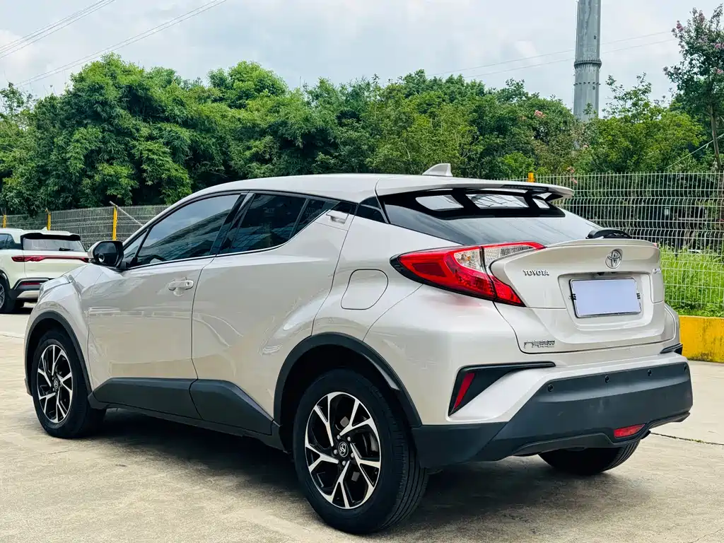 Toyota C-HR — миниатюра 15
