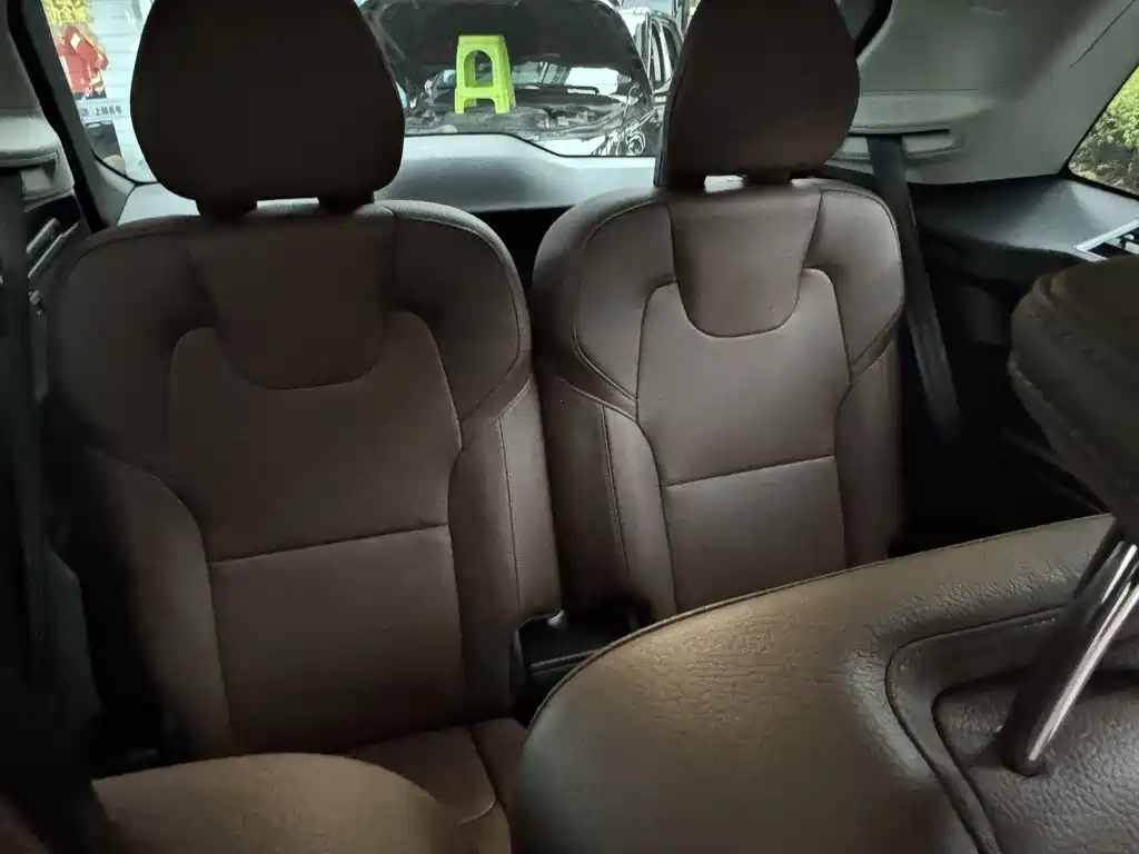 Volvo XC90 — миниатюра 3