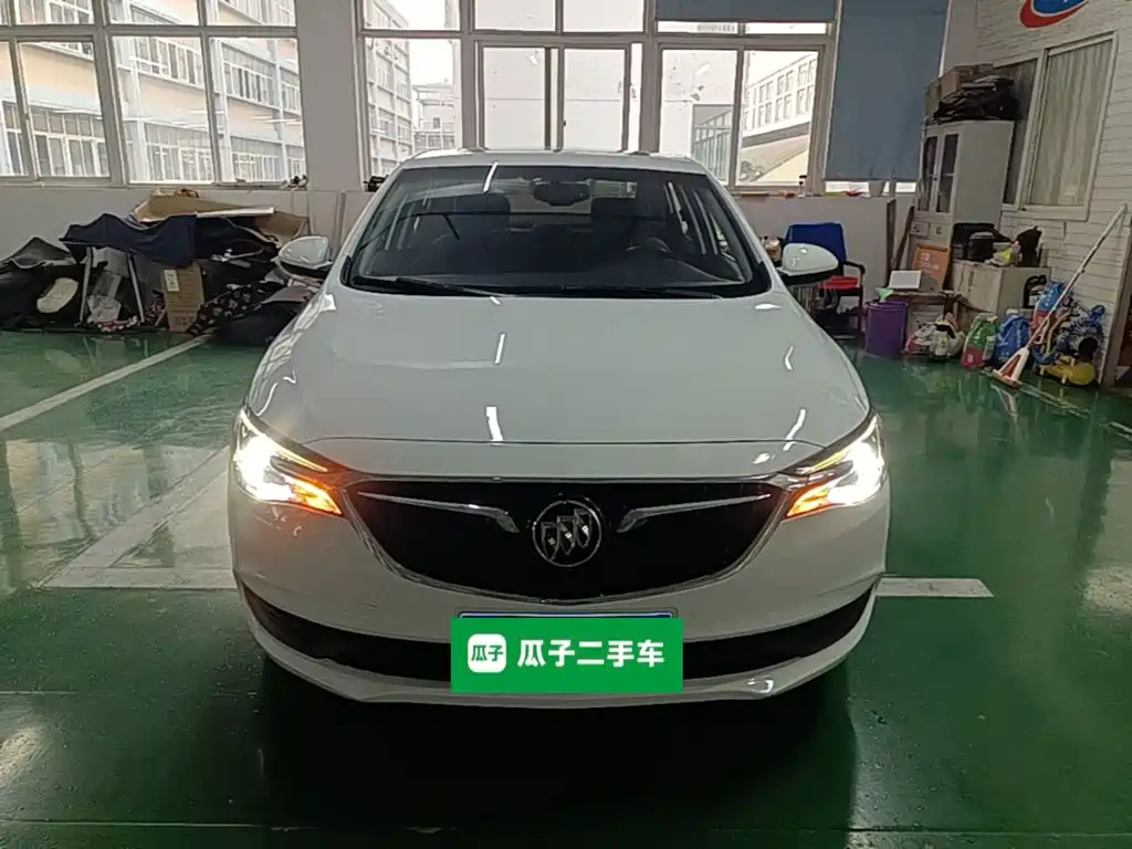Buick Excelle — миниатюра 3