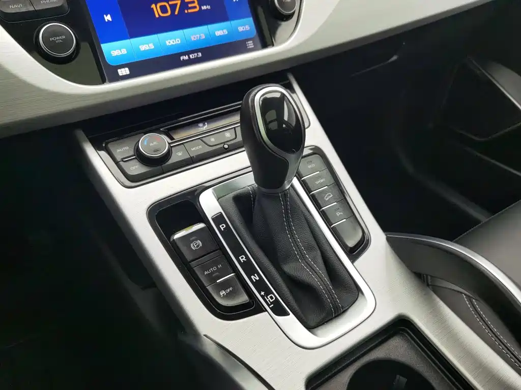 Geely Boyue — миниатюра 13