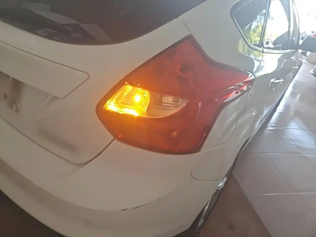 Ford Focus — миниатюра 8