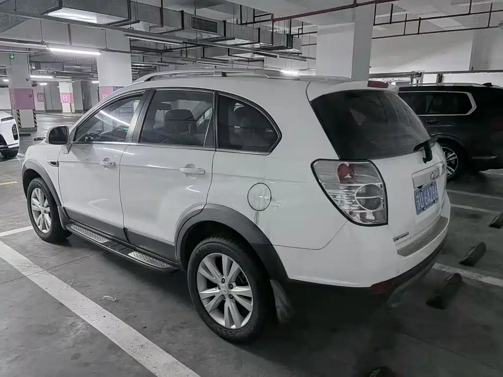 Chevrolet Captiva 2014 2.4L Flagship 7 мест