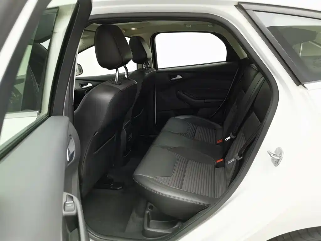 Ford Focus — миниатюра 15