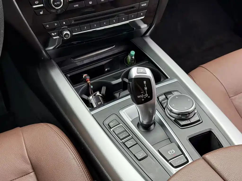 BMW X5 (Import) — миниатюра 19