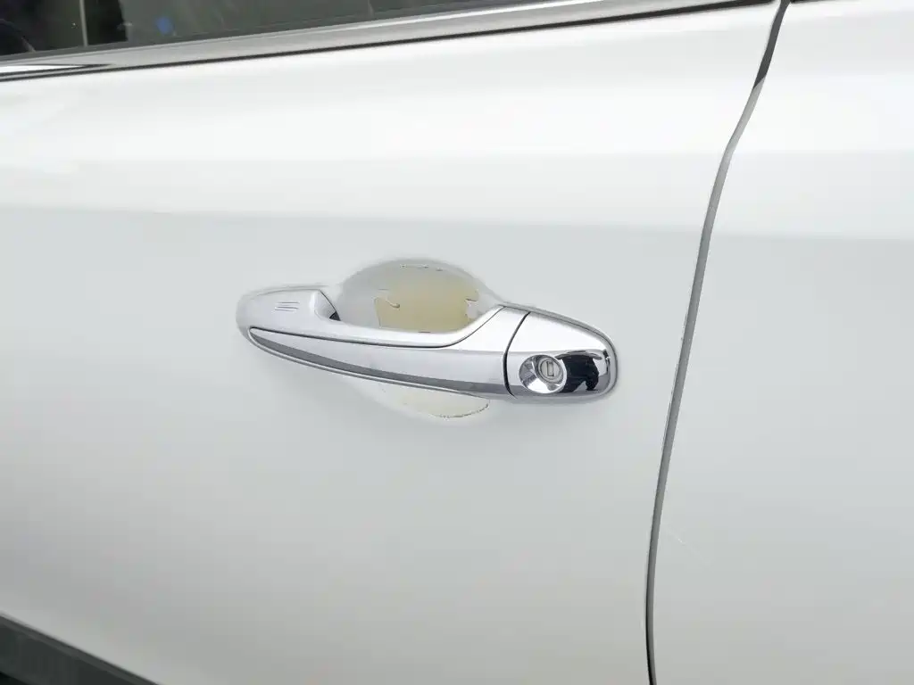 Toyota RAV4 — миниатюра 18