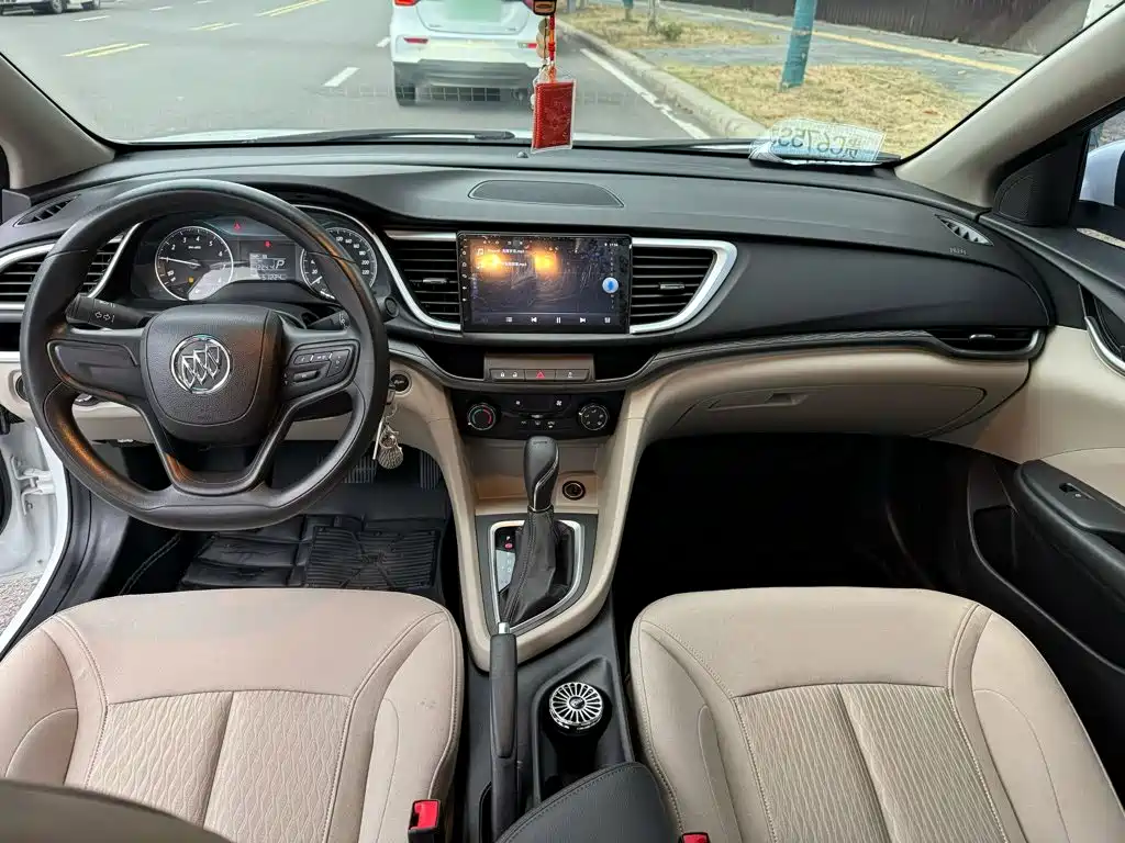 Buick Excelle — миниатюра 10
