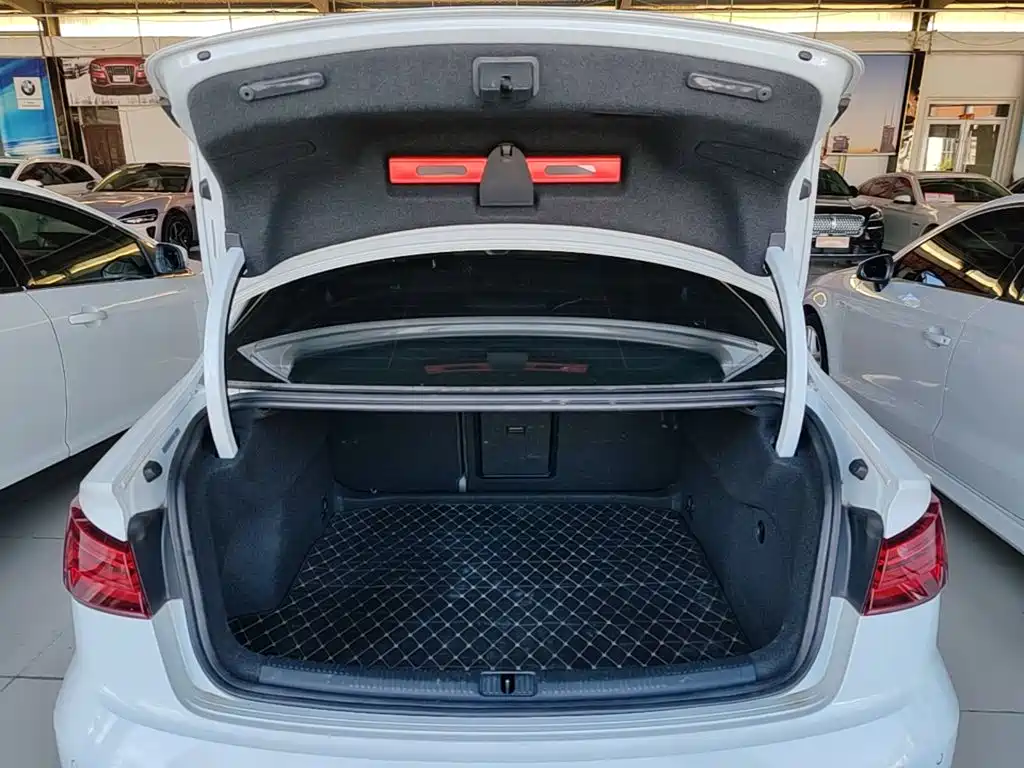 Audi A3 — миниатюра 19