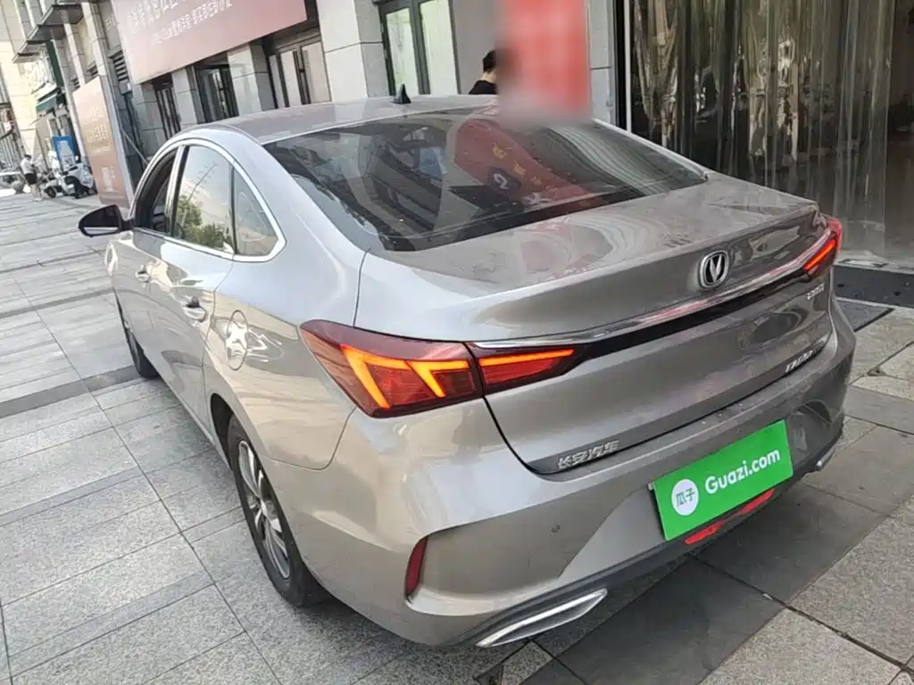 Changan Eado — миниатюра 5
