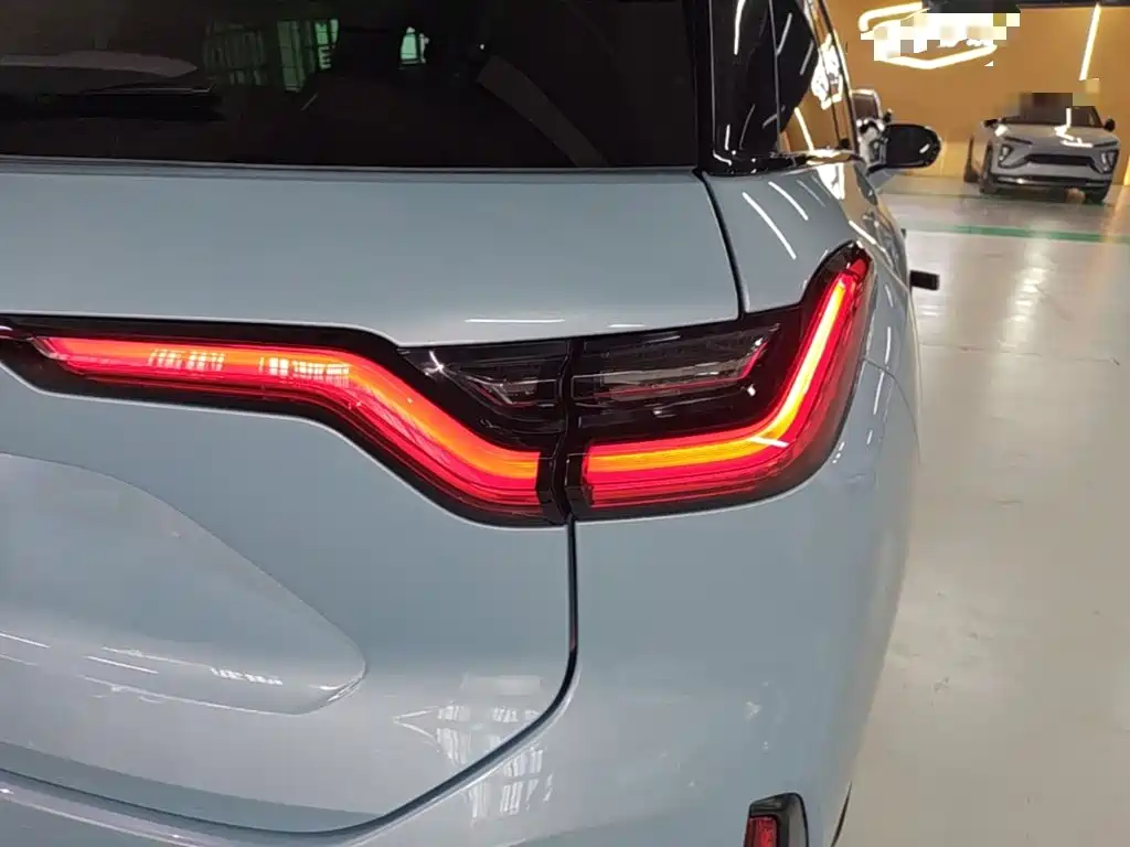 NIO ES6 — миниатюра 8