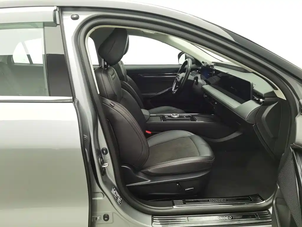 Ford Mondeo — миниатюра 23