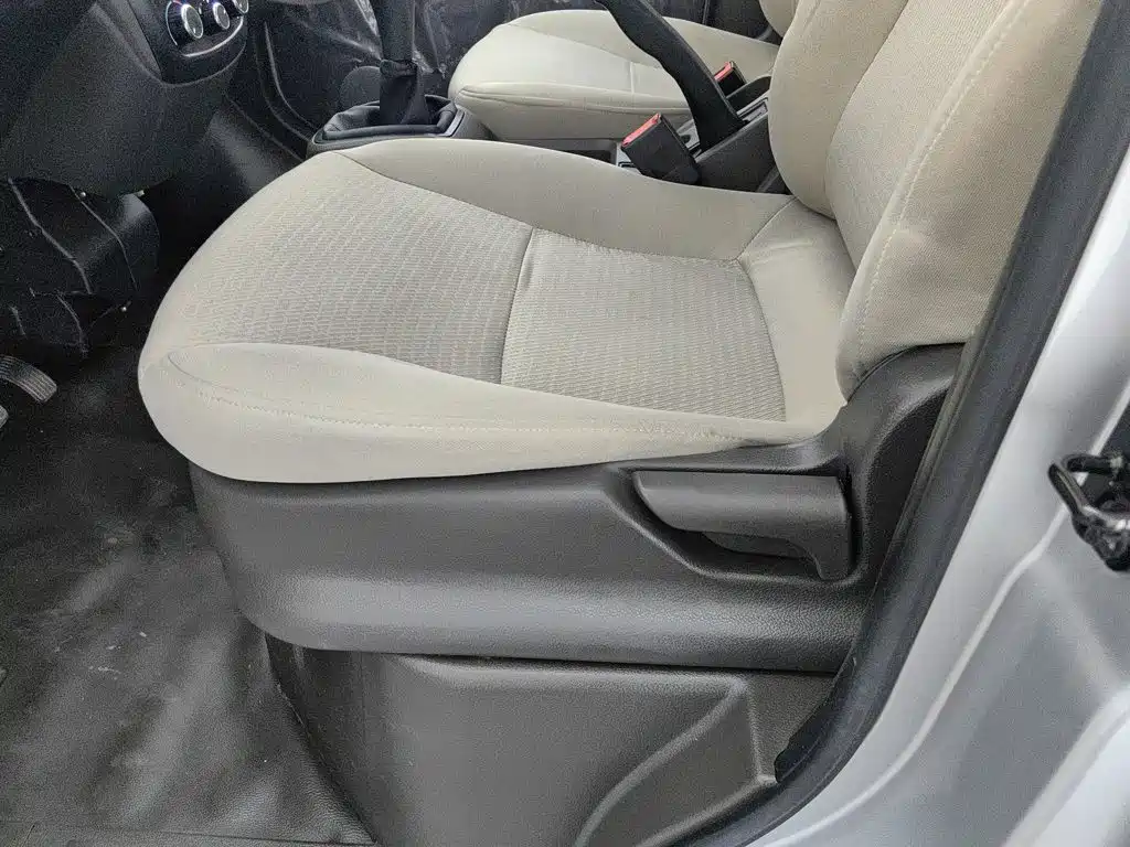 Wuling Rongguang — миниатюра 20