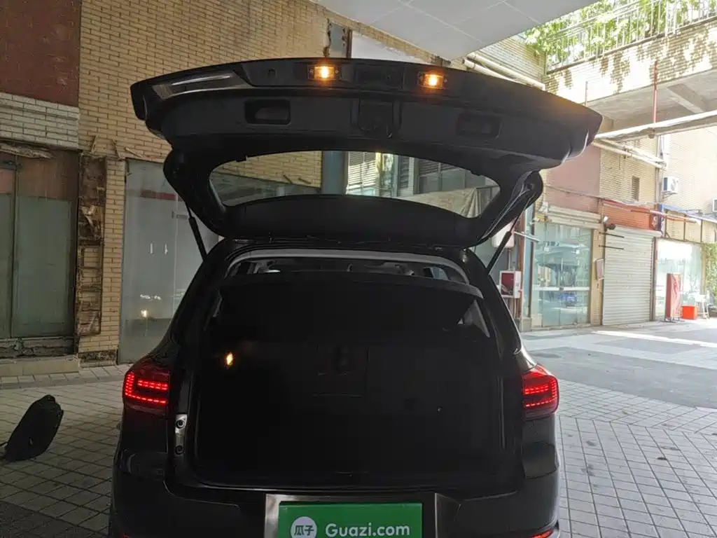 Volkswagen Tiguan — миниатюра 19